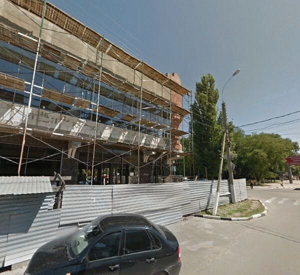 Отделение Совкомбана по адресу улица Советской Армии 101